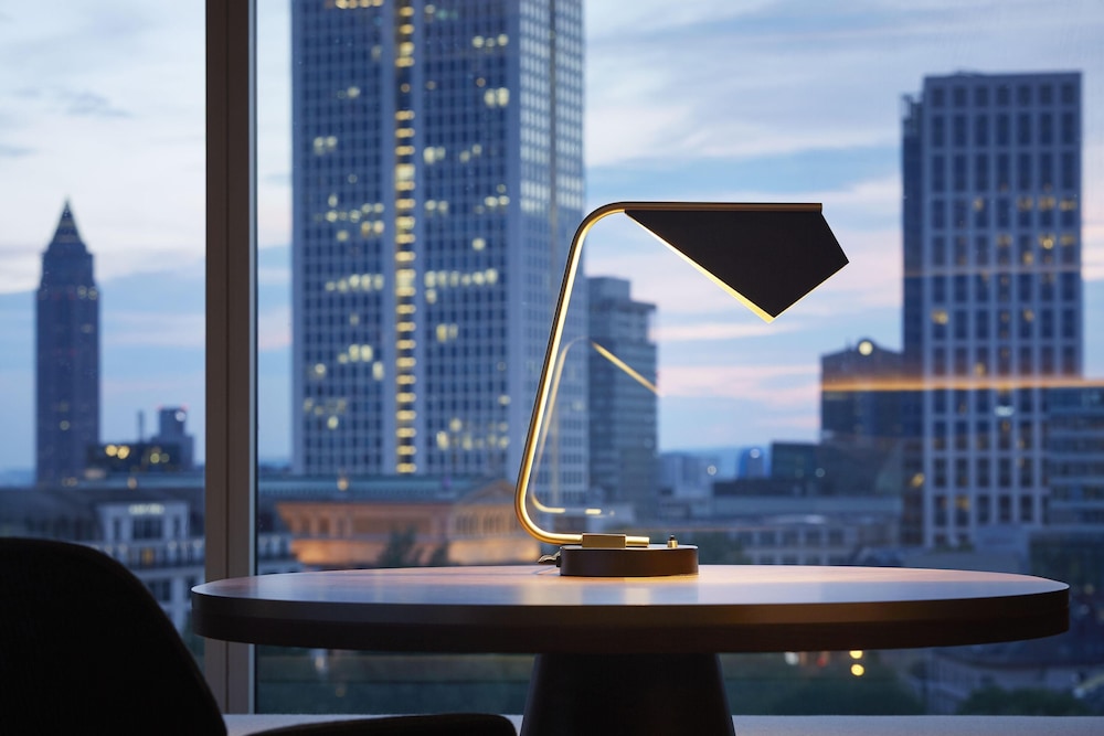 Hilton Frankfurt City Centre