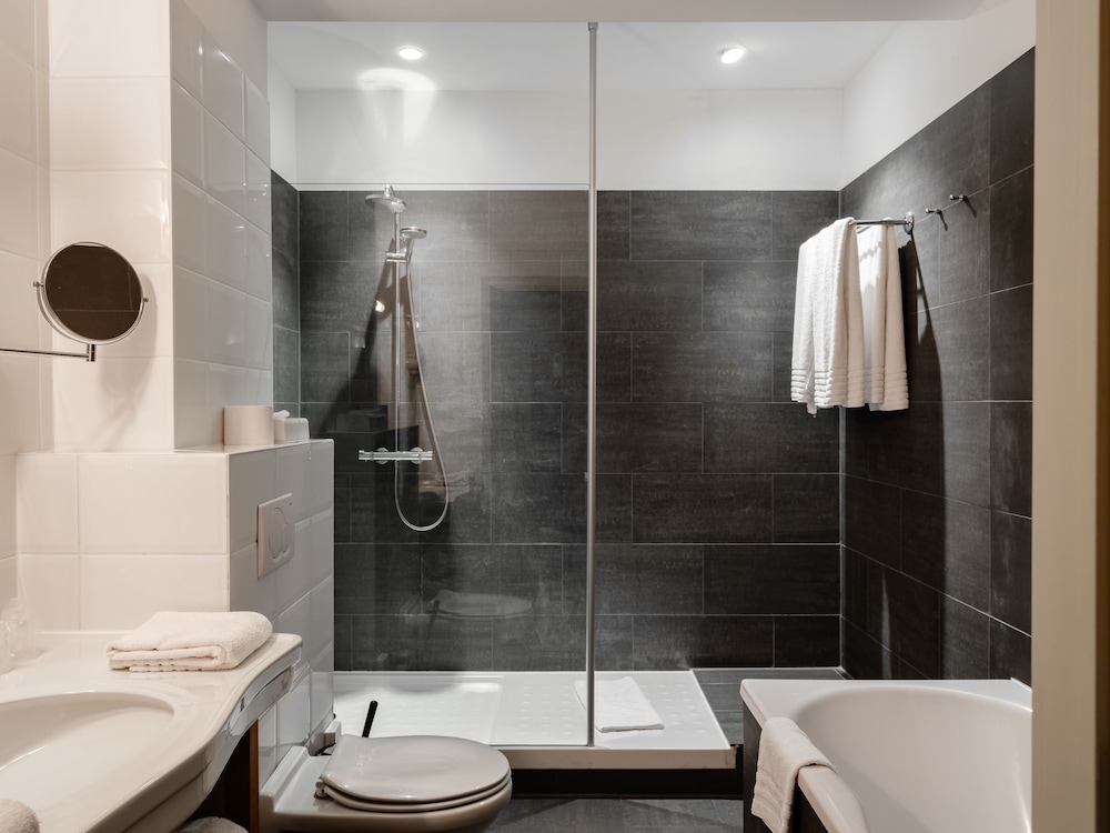 Ghent River Hotel