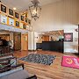Econo Lodge Metro