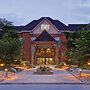 Four Points by Sheraton St. Catharines Niagara Suites