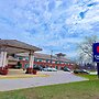 Comfort Inn & Suites Ambassador Bridge