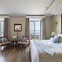 The Rock Hotel