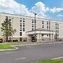 Comfort Inn & Suites Johnstown - Richland Town Center