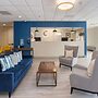 Comfort Inn & Suites Buffalo Airport