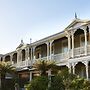 Prince's Gate Hotel