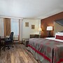 Albert Lea Inn and Suites