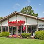 Econo Lodge South