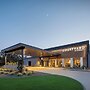 Courtyard by Marriott Addison Midway