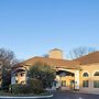 Days Inn & Suites by Wyndham Cherry Hill - Philadelphia