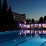 Living Place Hotel