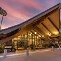 Best Western Plus Island Palms Hotel & Marina