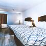 Coratel Inn & Suites by Jasper Park City - Wichita North