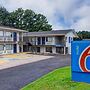 Motel 6 Longview, TX