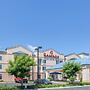 Ramada by Wyndham Fresno Northwest