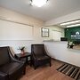 HomeTowne Studios By Red Roof Seattle - Kent/ Des Moines
