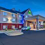 Holiday Inn Express St Paul S - Inver Grove Hgts by IHG