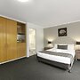 Mt Ommaney Hotel Apartments