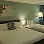 Tea Gardens Motel