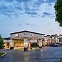 Best Western Plus Milwaukee Airport Hotel & Conference Ctr