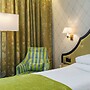 Hotel Bristol