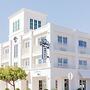 Bay Shores Peninsula Hotel