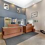 Quality Suites Whitby