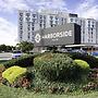 Harborside Hotel