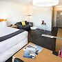 Cassandra Hotel