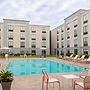 Holiday Inn East Windsor - Cranbury Area by IHG
