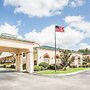 Days Inn & Suites by Wyndham Columbia Airport