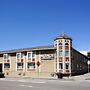 Mirage Inn and Suites