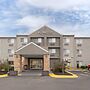 Country Inn & Suites by Radisson, Fairview Heights, IL