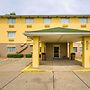 Quality Inn Evansville Eastland Area