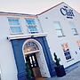 The Cliff Hotel