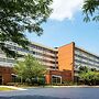 DoubleTree by Hilton Hotel Largo/Washington DC