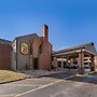Super 8 by Wyndham Kansas City Airport North