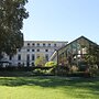 Castel de Pont-à-Lesse Hotel