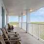 Days Inn by Wyndham Kill Devil Hills Oceanfront - Wilbur
