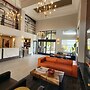 La Quinta Inn & Suites by Wyndham San Francisco Airport West