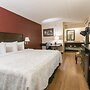 Red Roof Inn PLUS+ West Springfield