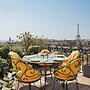 Hotel Raphael