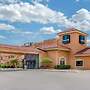 Clarion Inn & Suites DFW North