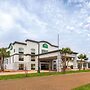 Wingate by Wyndham Sulphur Near Lake Charles