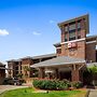 Best Western Plus Coastline Inn