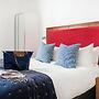 Berkeley Square Hotel