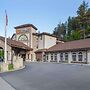 Comfort Inn & Suites Mt. Rushmore