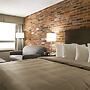 Super 8 by Wyndham Timmins ON