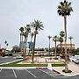 Howard Johnson by Wyndham Phoenix Airport/Downtown Area