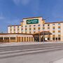 Quality Inn and Suites Winnipeg