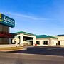 Quality Inn & Suites Moline - Quad Cities